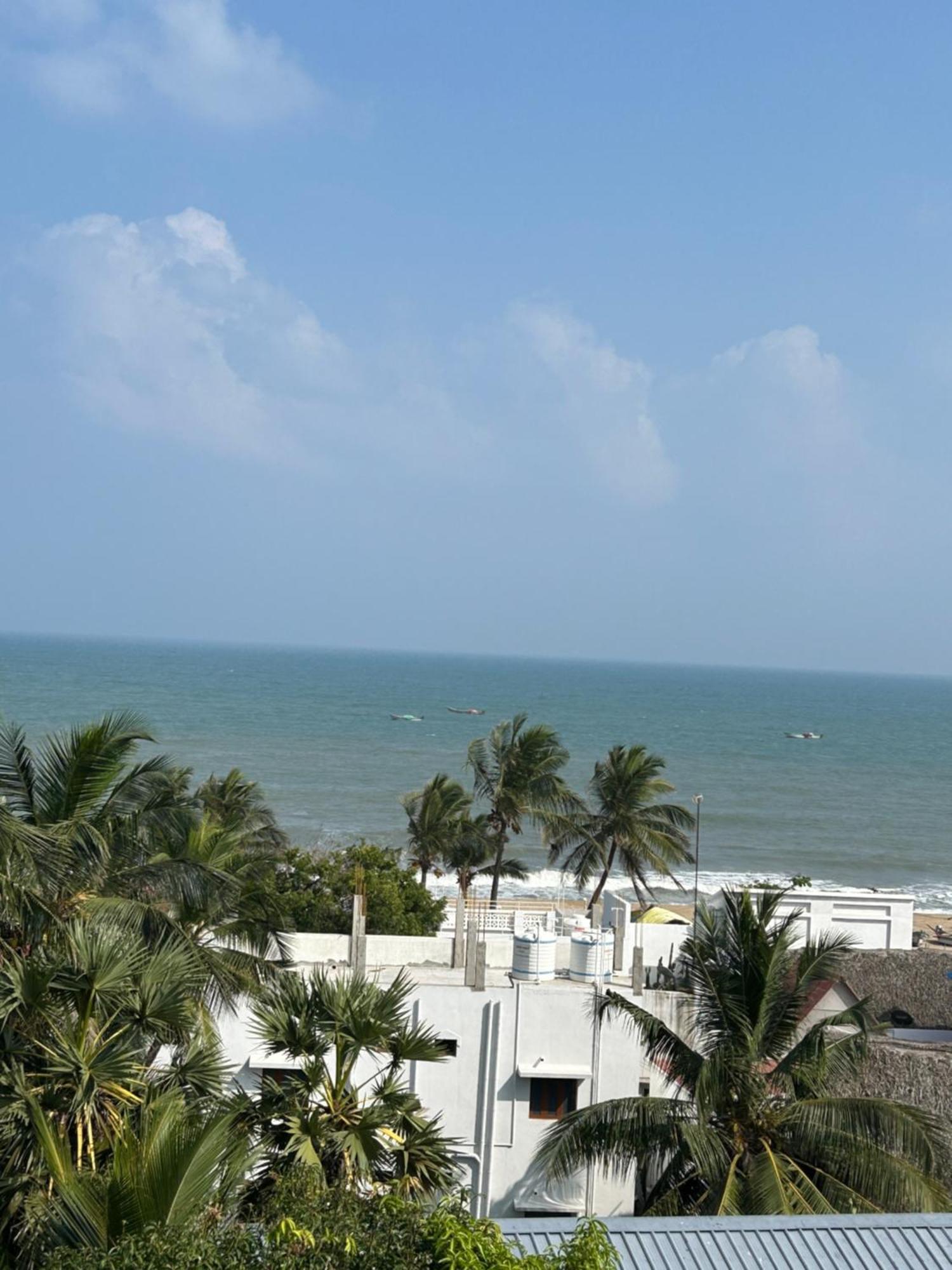 The Elite Beachview Puducherry Buitenkant foto